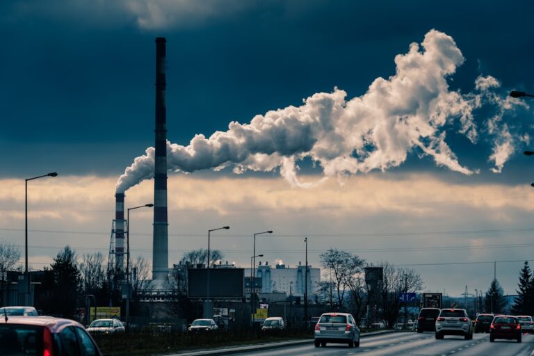 Photo report environmental pollution authorities